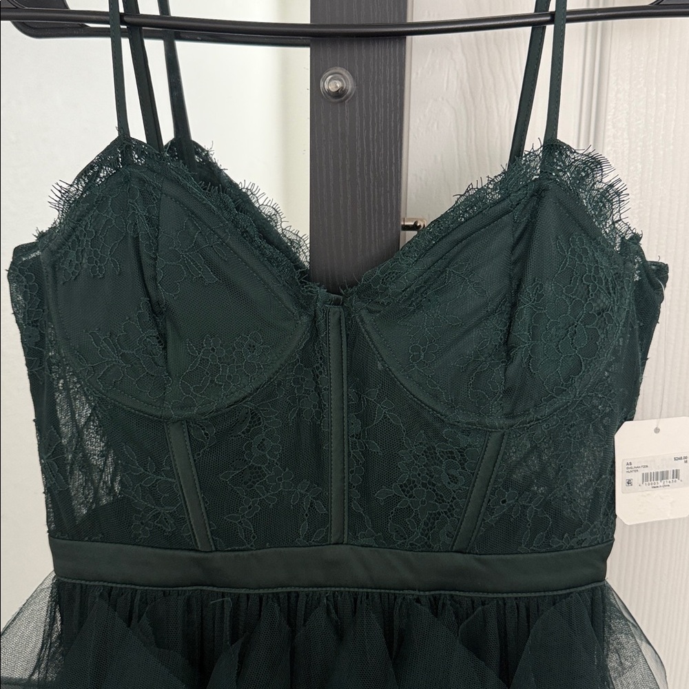 Dark Green Formal Dress - Picture 5 of 9